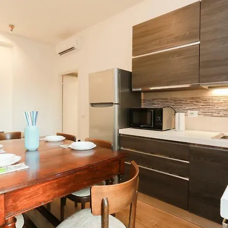 Beautiful With Studio In Corso Lodi *