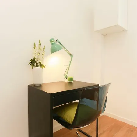 Beautiful With Studio In Corso Lodi
